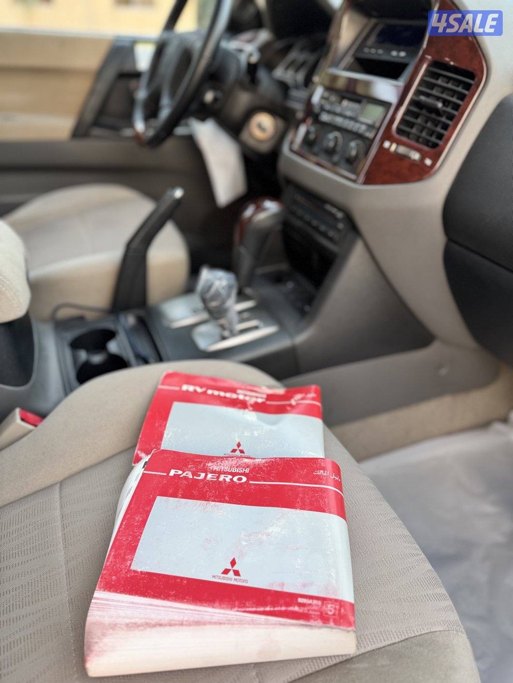 للبيع باجيرو موديل 2005 بحالة الوكاله كامل المواصفات14