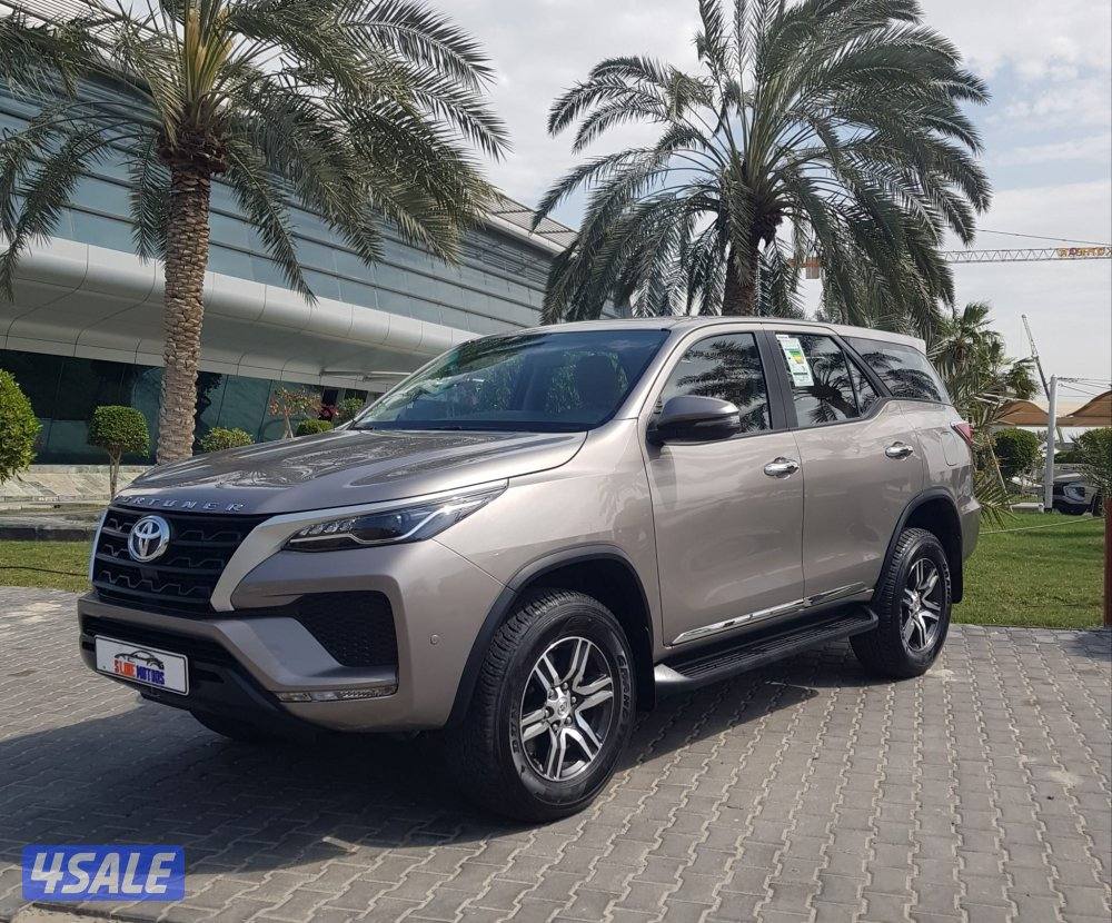 للبيع تويوتا فورتنر موديل 2023 عداد 32 صبغ وكاله تحت الكفالة1