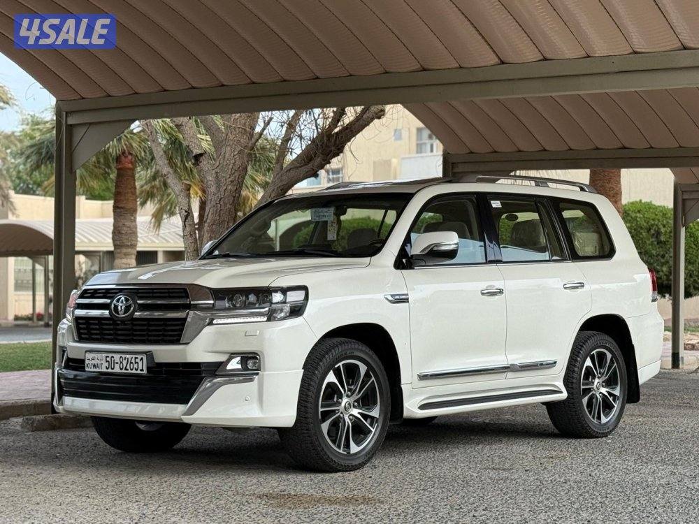 لاندكروز 2021 قراند تورينق عداد 112 شرط الفحص0