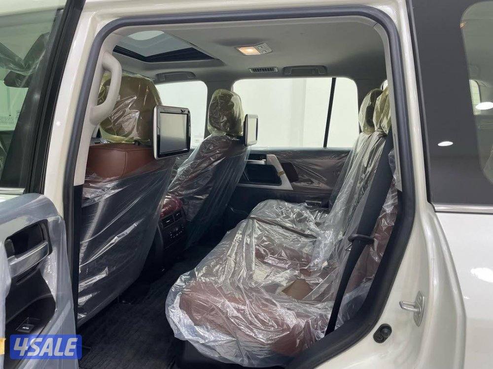 تويوتا كروزر 2016 GXR V8 وكاله البحرين تصدبر مع تخليص كامل1