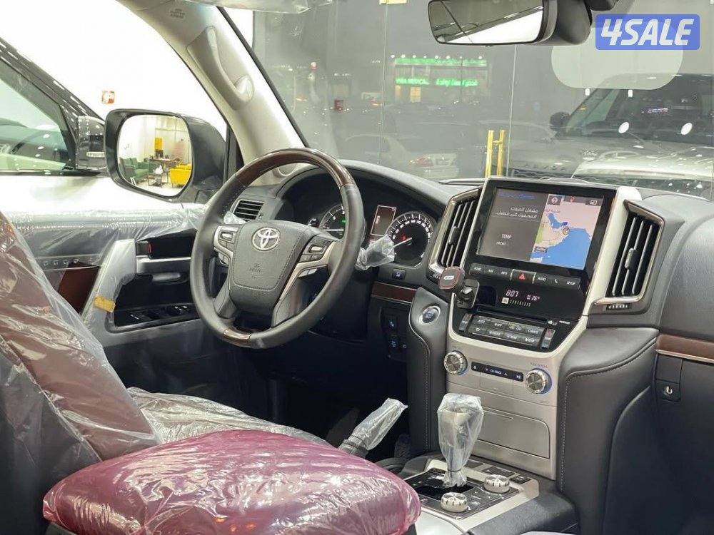 تويوتا كروزر 2016 GXR V8 وكاله البحرين تصدبر مع تخليص كامل2