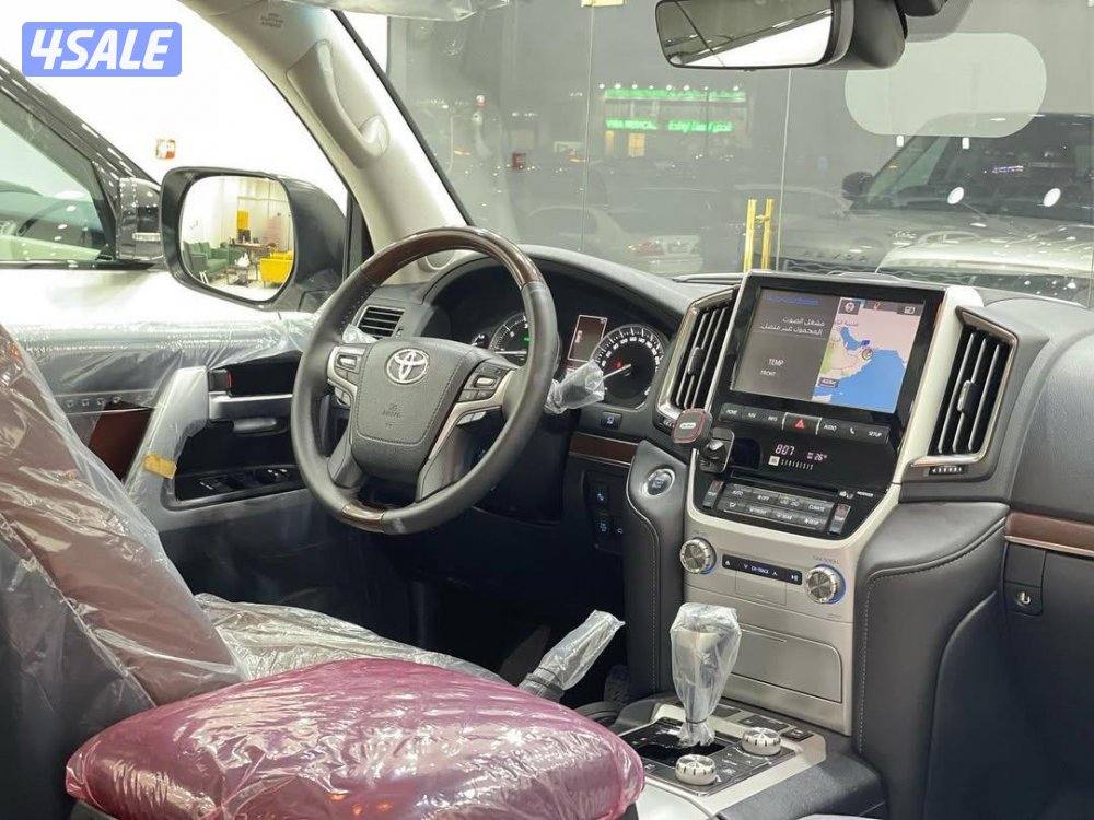 تويوتا كروزر 2016 GXR V8 وكاله البحرين تصدبر مع تخليص كامل9