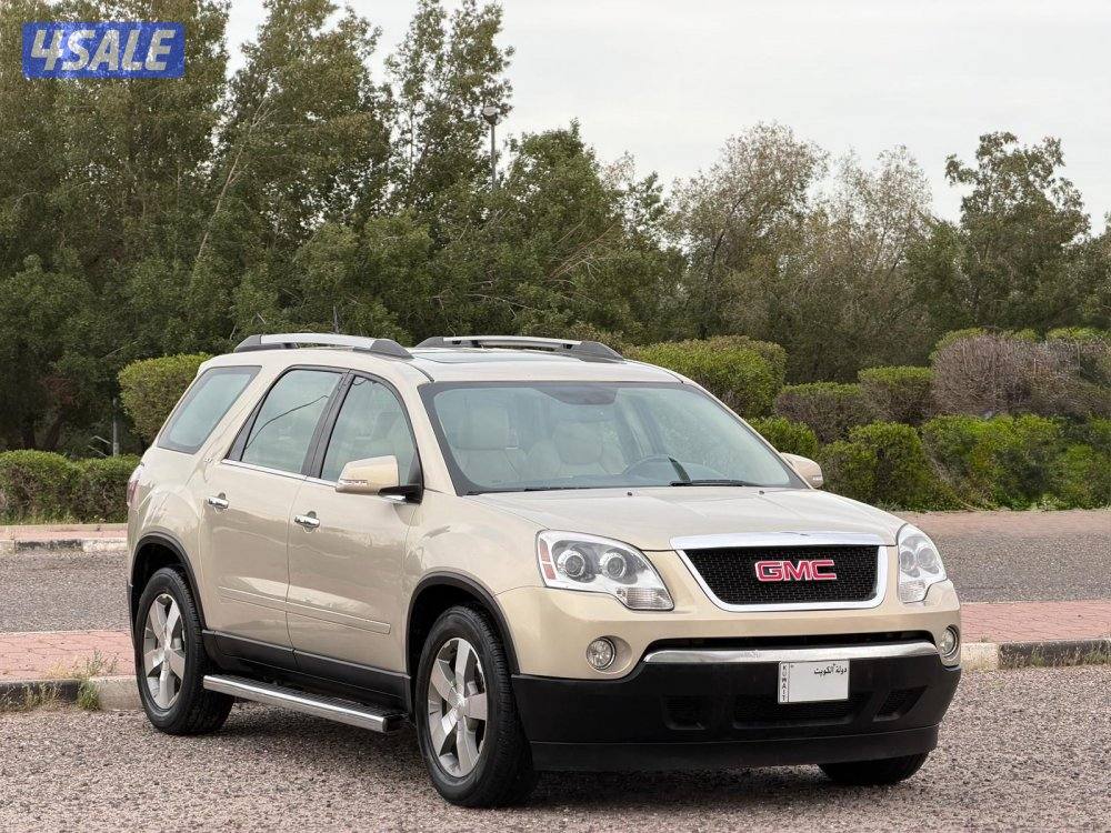 للبيع GMC اكاديا موديل 2012 وارد بهبهاني1