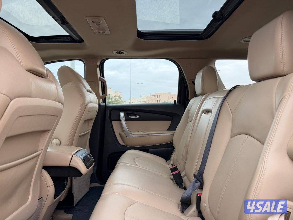 للبيع GMC اكاديا موديل 2012 وارد بهبهاني8