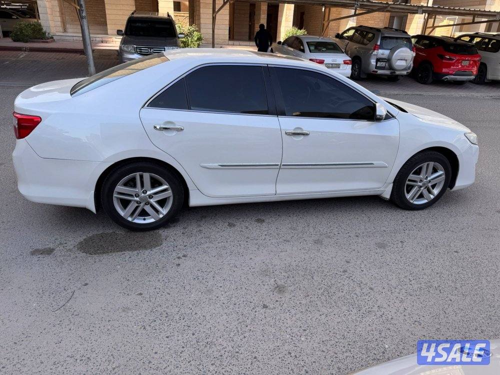 للبيع كامري glx الفل موديل ٢٠١٤7