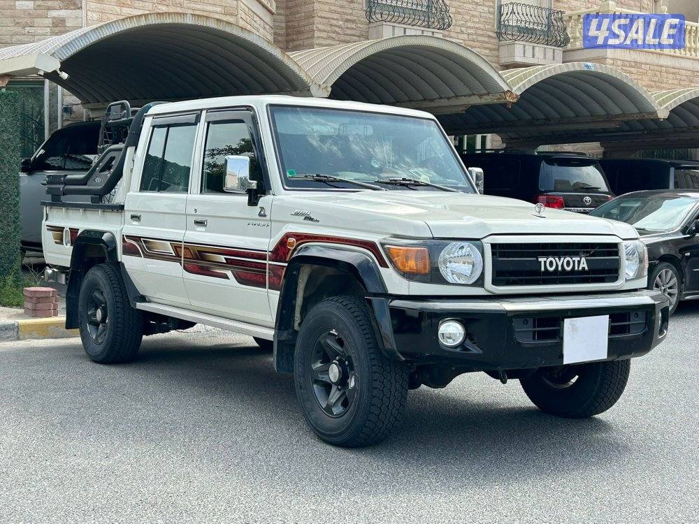 للبيع تويوتا لاند كروزر 
LX
صبغ وكالة2
