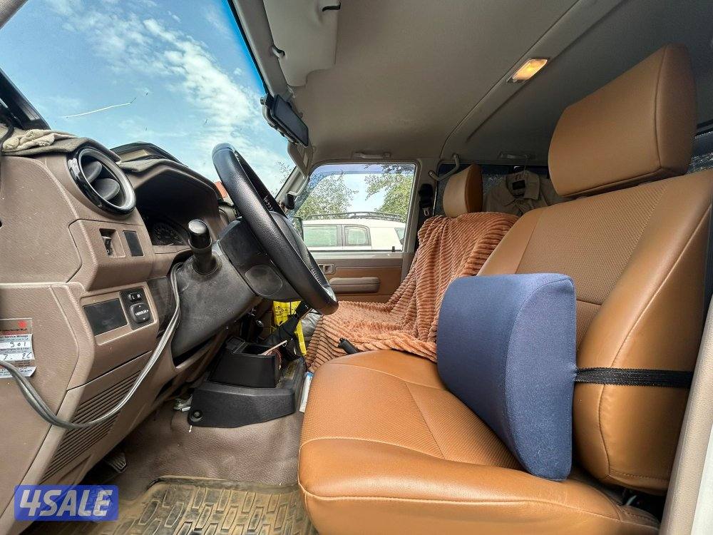 للبيع تويوتا لاند كروزر 
LX
صبغ وكالة9