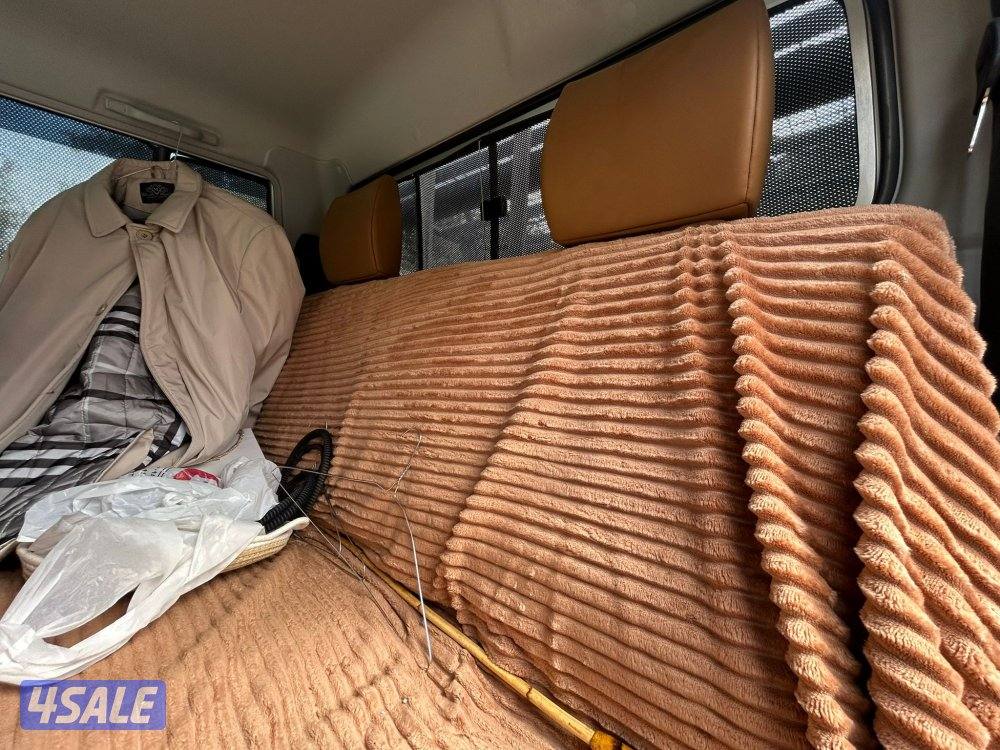 للبيع تويوتا لاند كروزر 
LX
صبغ وكالة14