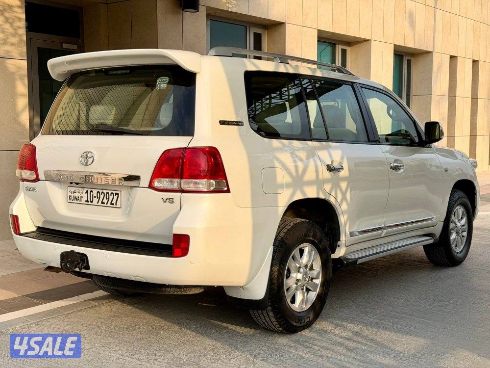للبيع : لاند كروزر : GXR : موديل 20111