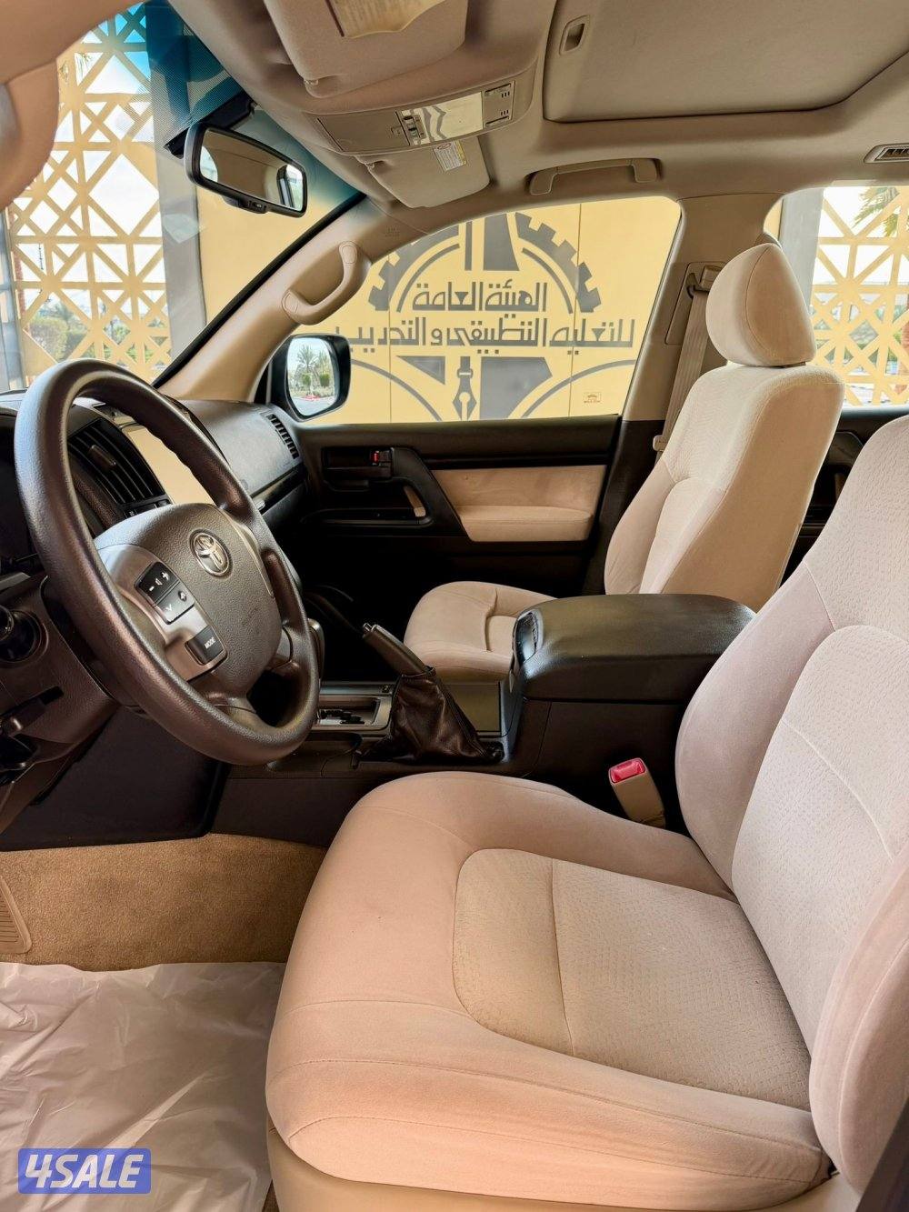 للبيع : لاند كروزر : GXR : موديل 20116