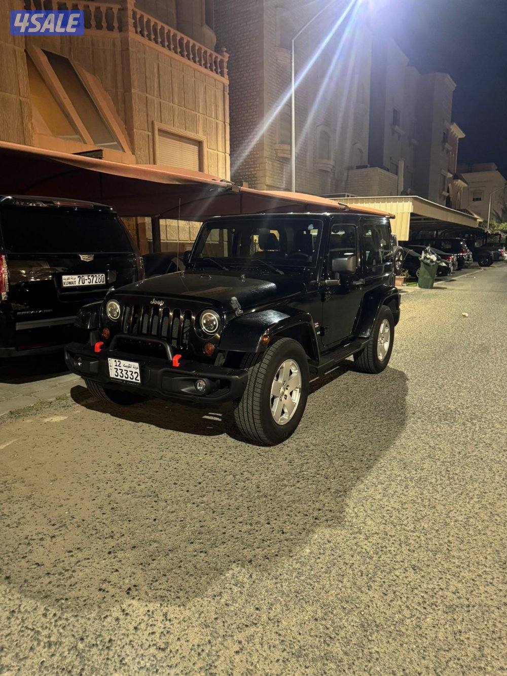 للبيع جيب رانجلر موديل20123