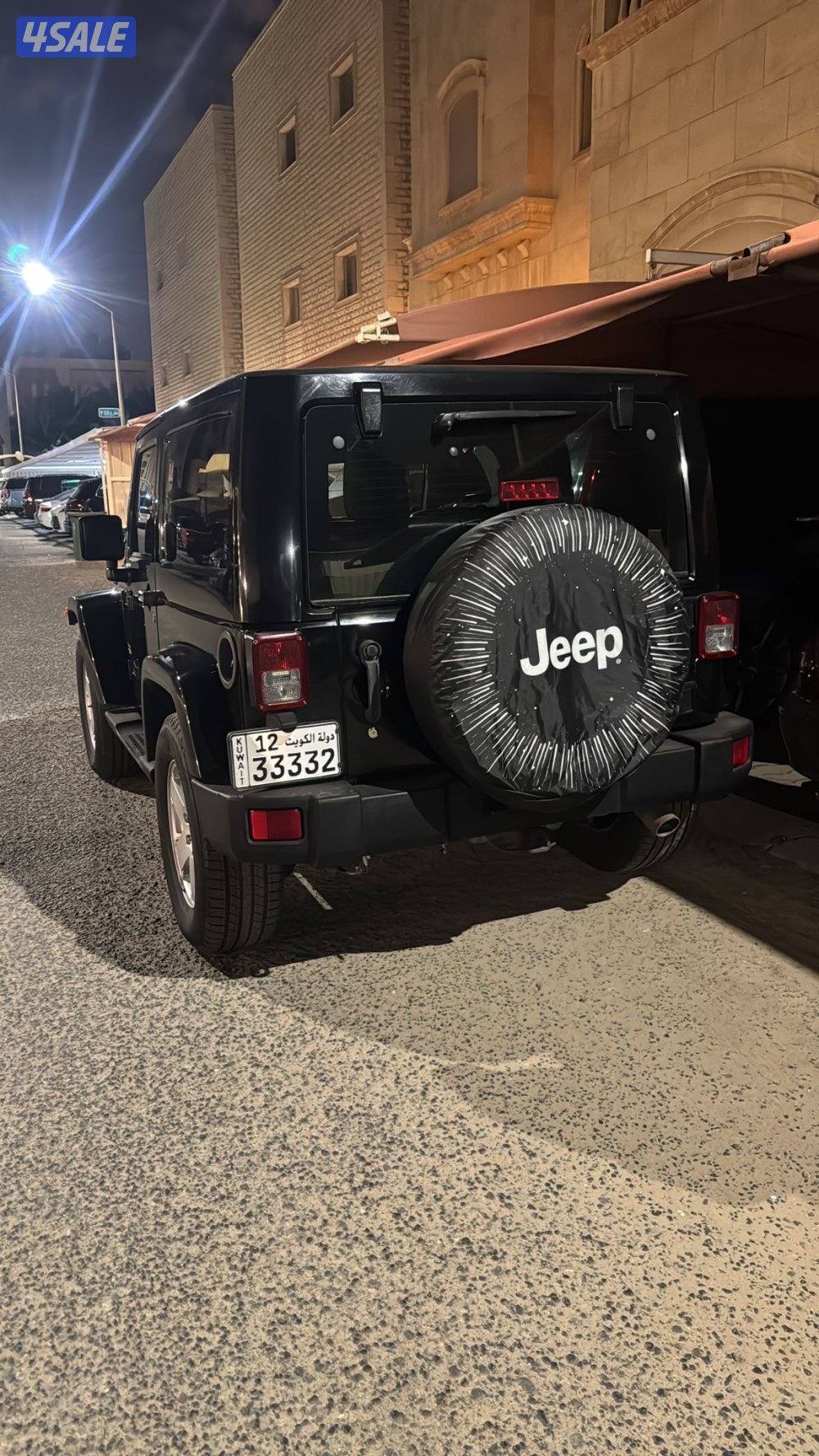 للبيع جيب رانجلر موديل20125
