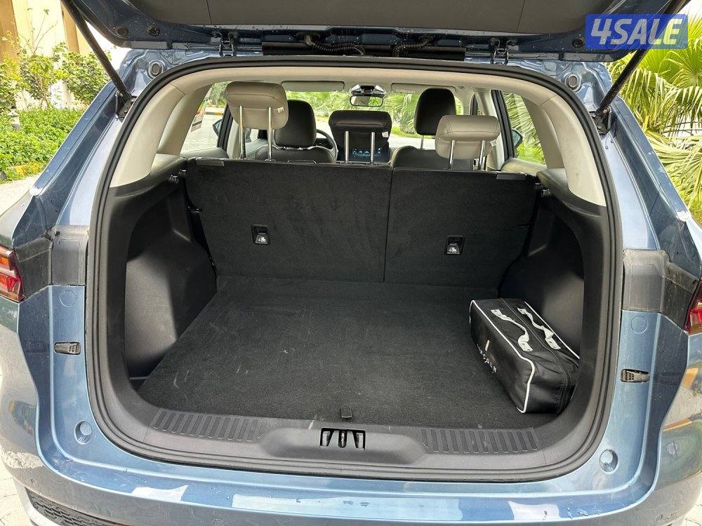 للبيع فورد تيريتوري 2023 ماشي 70 الف6