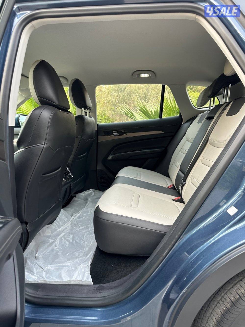 للبيع فورد تيريتوري 2023 ماشي 70 الف8