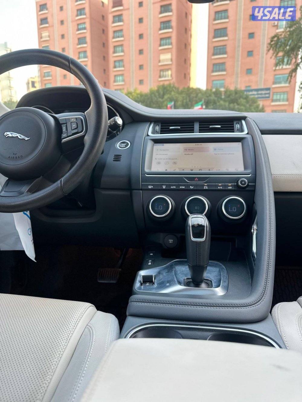 للبيع . جاكوار . E.PACE..P250 . S . م 20187