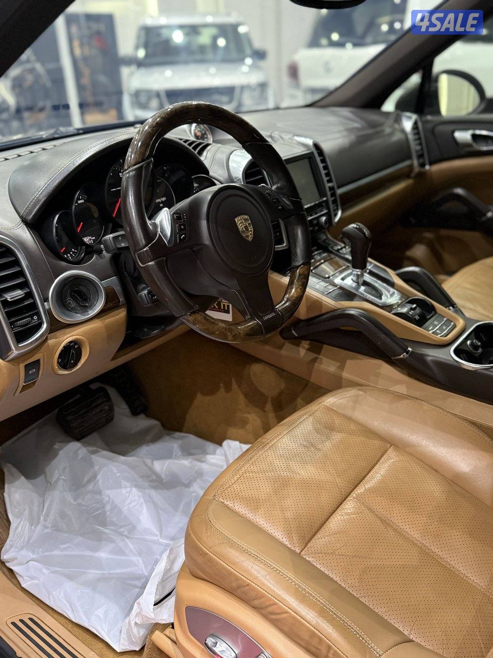 بورش كايين موديل 2013. V64