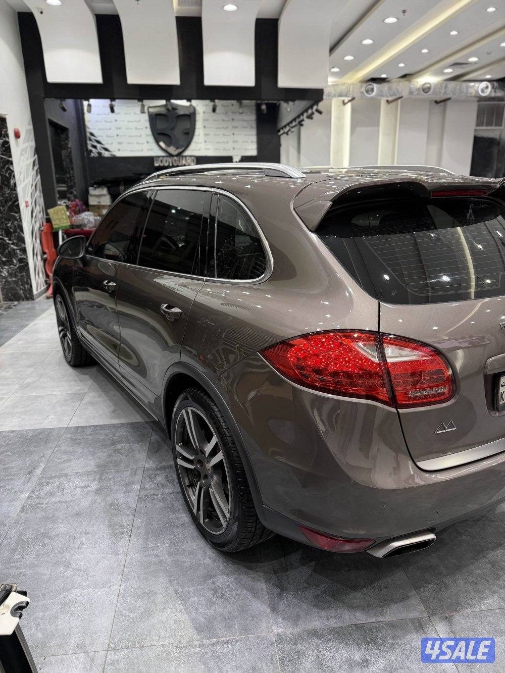 بورش كايين موديل 2013. V65