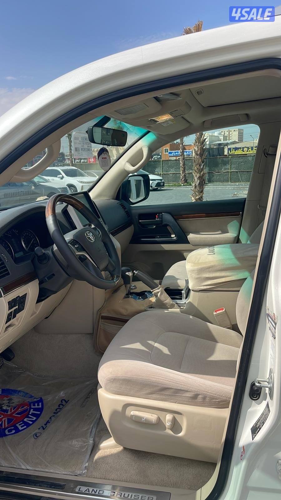 لاند كروز وارد الساير موديل 2018 عداد 336 الف1