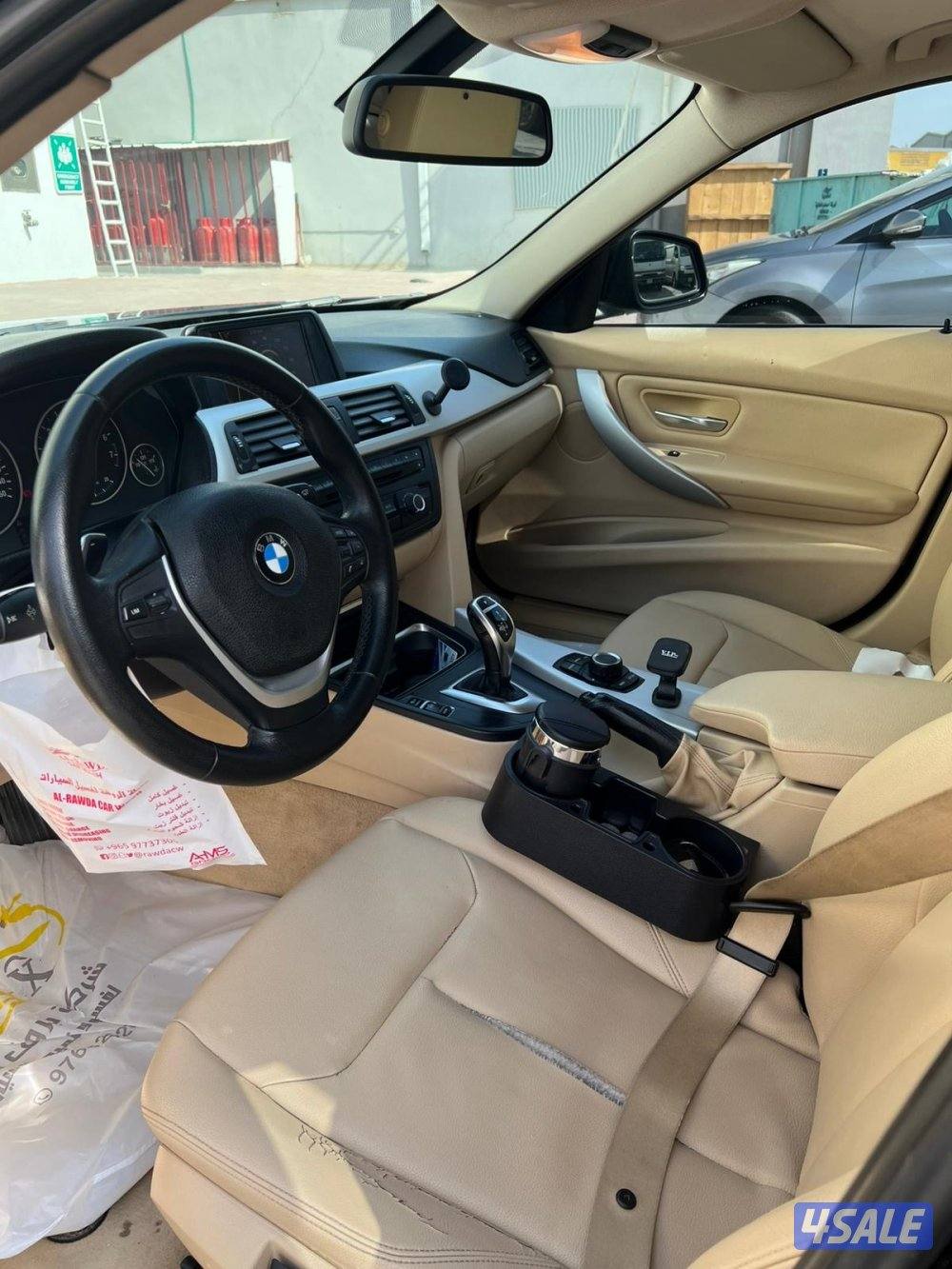 بي ام دبليو 320i اسود من داخل بيج3