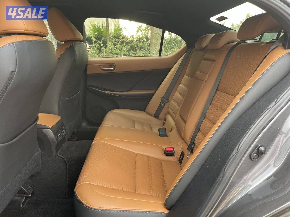 لكزس is300 ماشي 85 موديل 20216