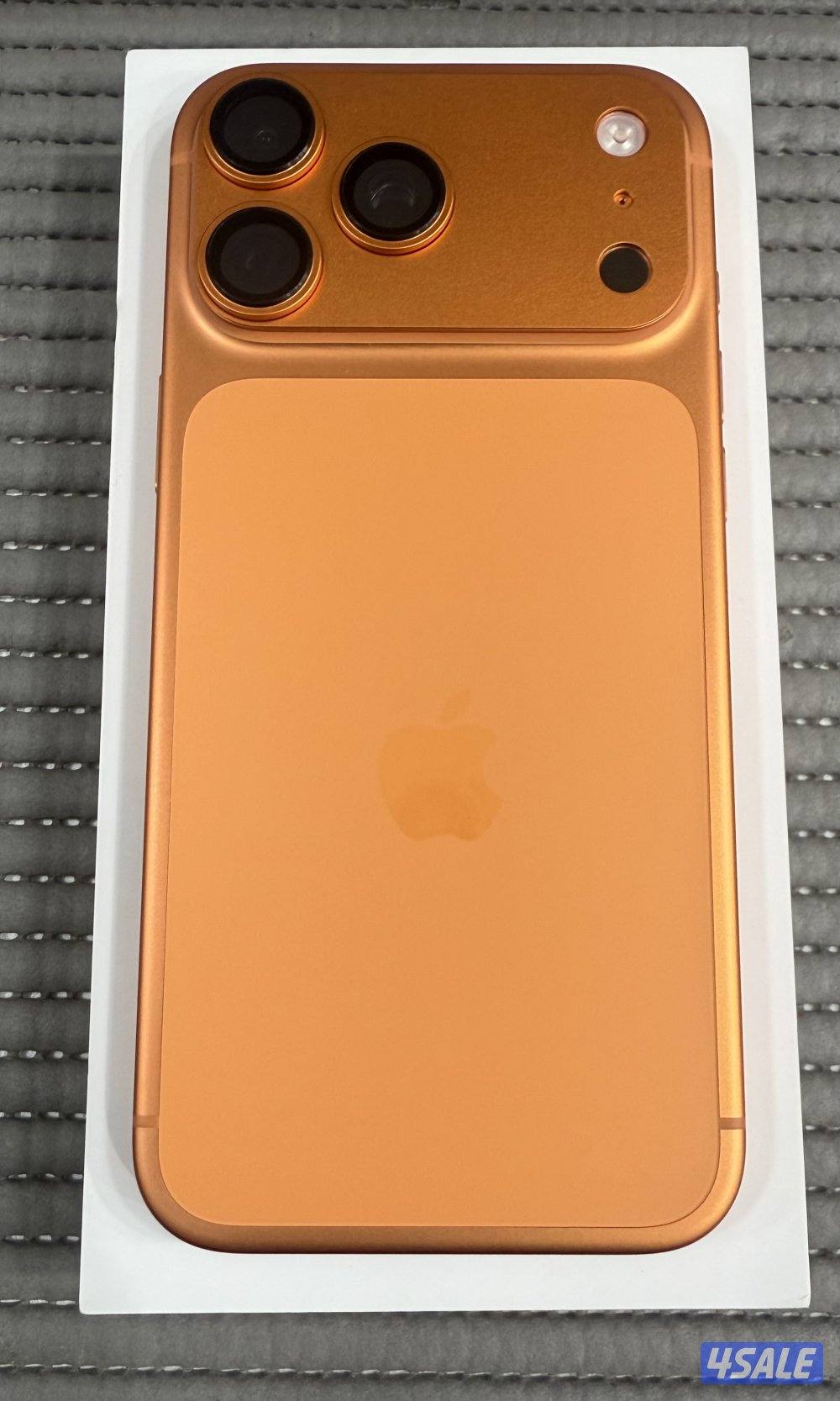 iPhone 17 Pro Max 2TB(Arabic Version) Orange 1 Day Used only.2