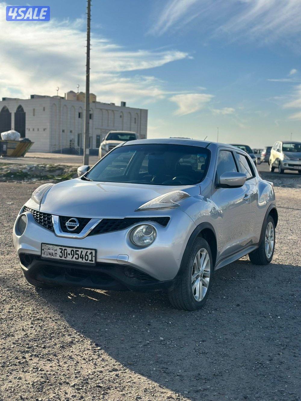 نيسان جوك موديل 2015 بحالة الوكاله3