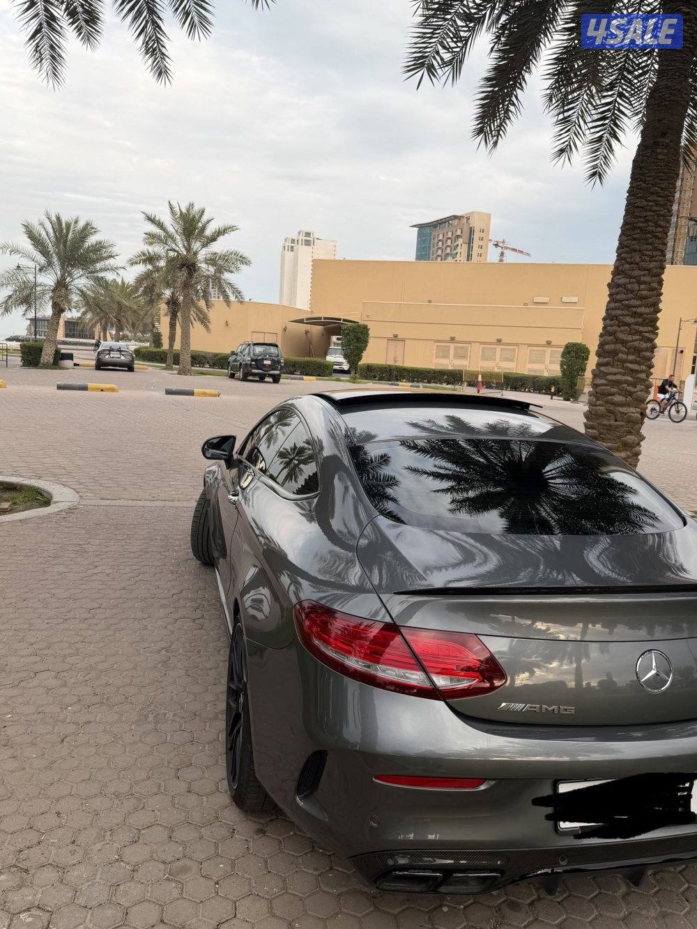السيارة شرط الفحص ممشى فقط 13.000 K.M C63S AMG وكالة الكويت3