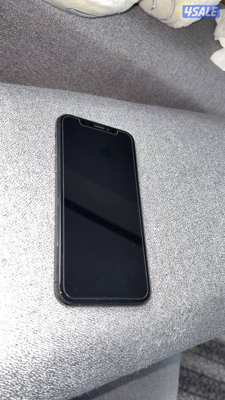 ايفون اكس نضيف بطاريتو ٨٤ مو ميدل شي فيس اي دي خربان0