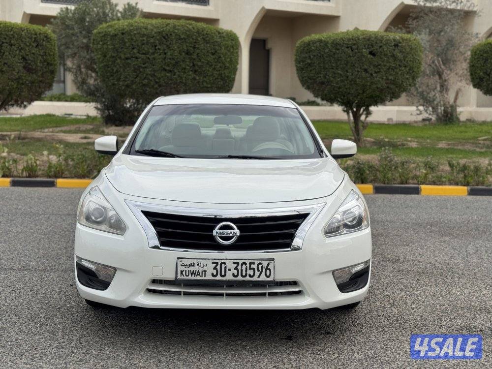 نيسان التيما موديل 2014 بحاله ممتازه شرط الفحص2
