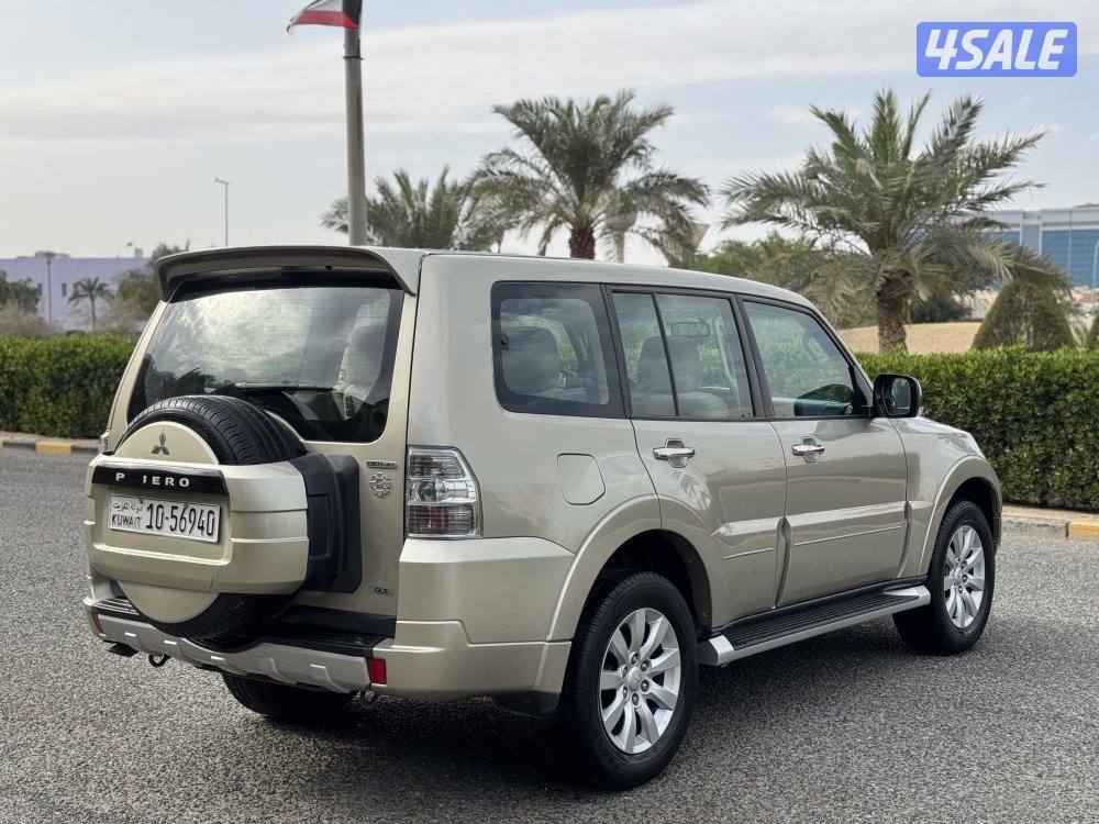 ميتسوبيشي باجيرو 3.8 موديل 2011 شرط الفحص3