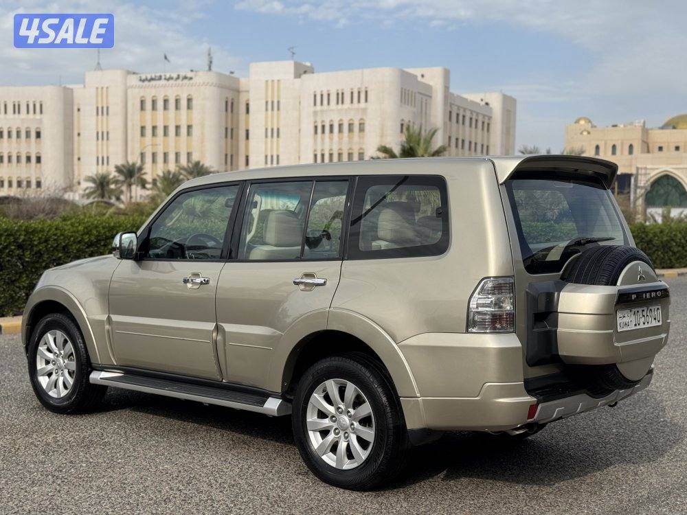 ميتسوبيشي باجيرو 3.8 موديل 2011 شرط الفحص4