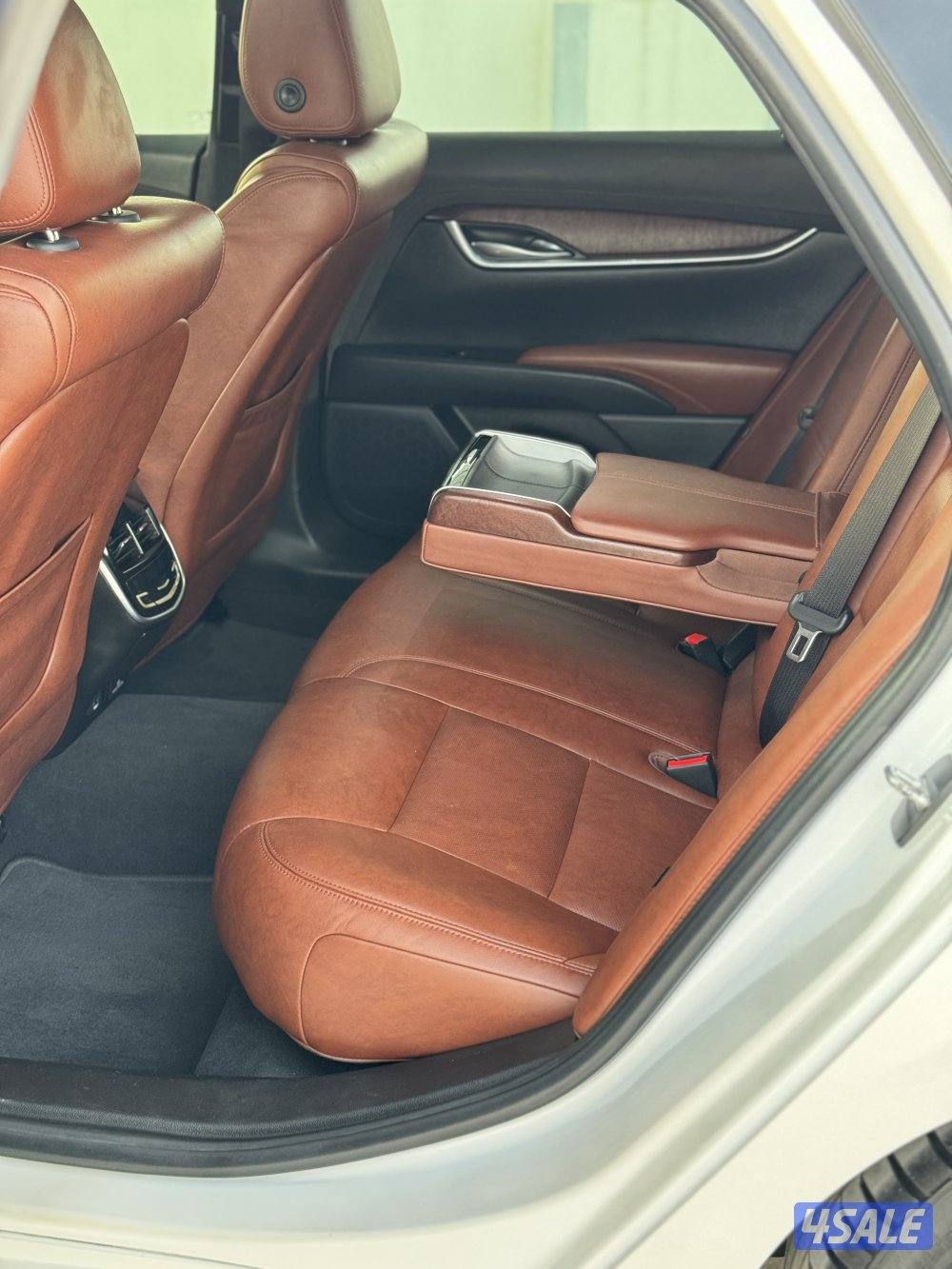 كاديلاك XTS الغانم 2019 عداد 98 ألف صبغ الوكاله5