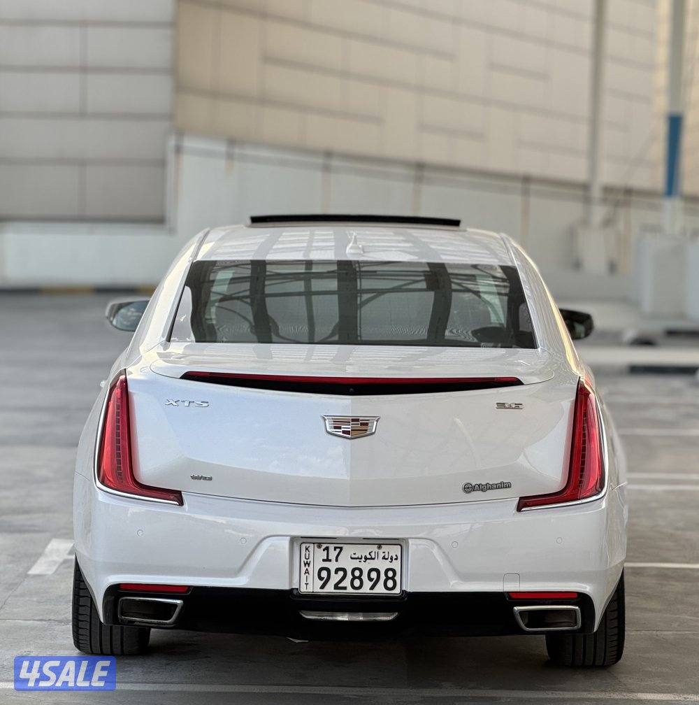 كاديلاك XTS الغانم 2019 عداد 98 ألف صبغ الوكاله7