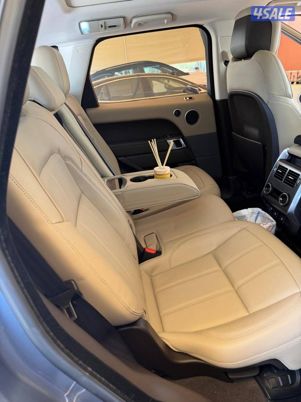 RANGE ROVER SPORT SE بحالة الوكالة5
