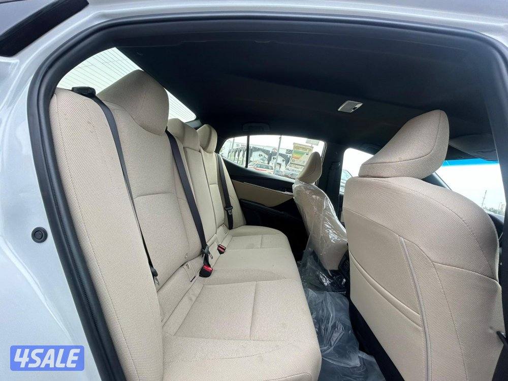 تيوتا كامرى.V4 -LE موديل 2025 ماشى 8000 k.m وارد الساير.صبغ وكالة7