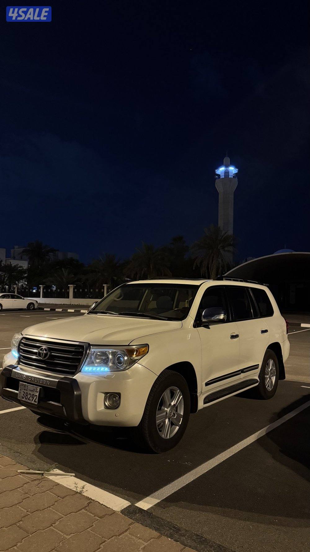 جيب لاند كروزر Gxr 2014 وارد الساير2