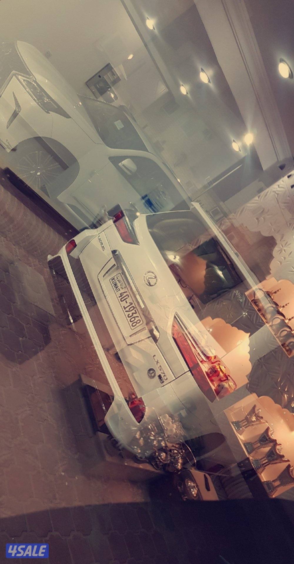 جيب لكزس لاكجري توصيل من الكويت الى دول الخليج0