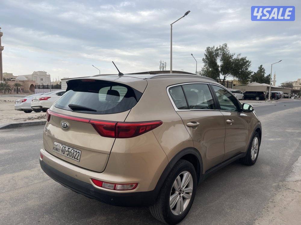 كيا سبورتاج موديل 2019 عداد 190 الف بحاله الوكاله4