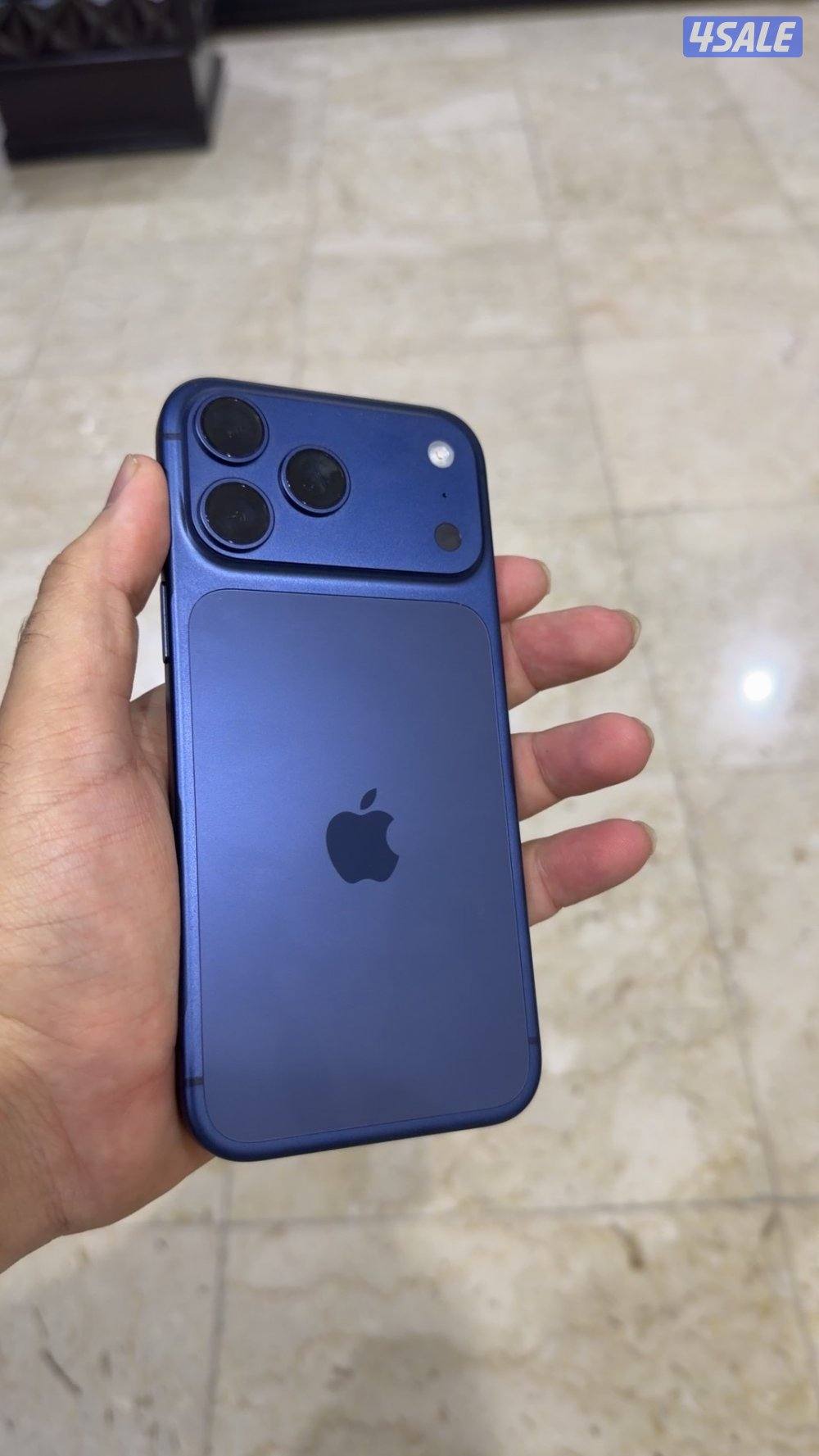 للبيع ايفون 17 برو ماكس2