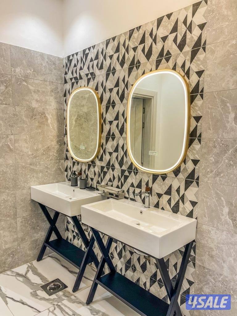 للبيع شاليه دورين المرحله الثالثه يطل على الخور صف اول4