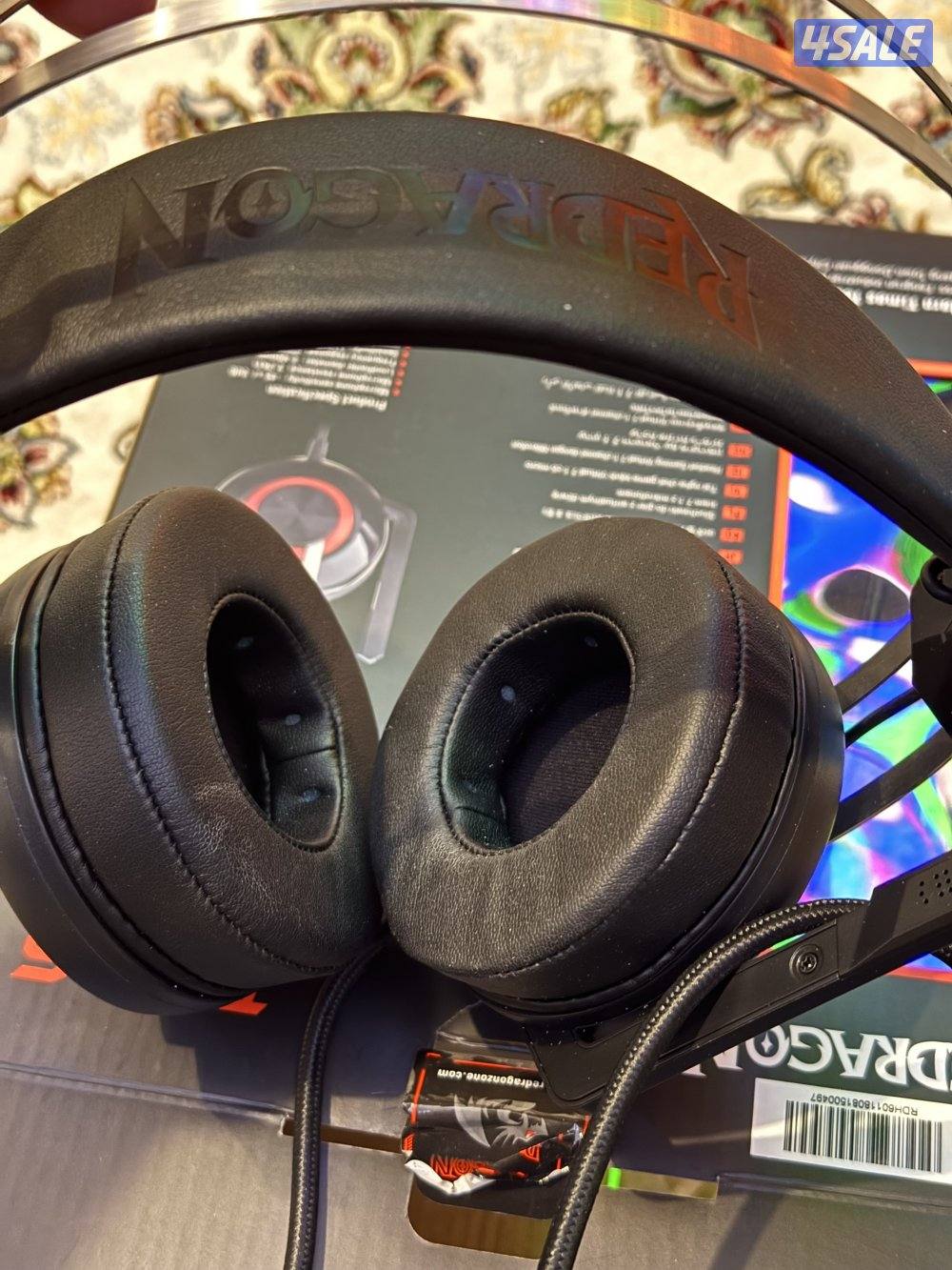 للبيع سماعتين استخدام اسبوع فقط0