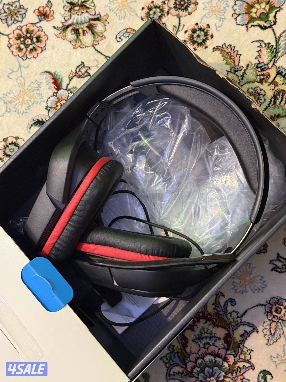 للبيع سماعتين استخدام اسبوع فقط2