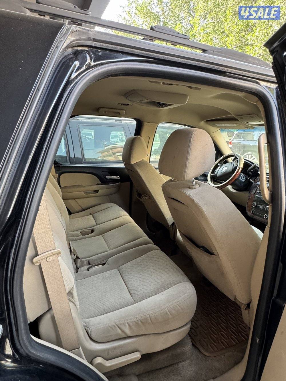 الدسمه قطعه ١ رقم التواصل3