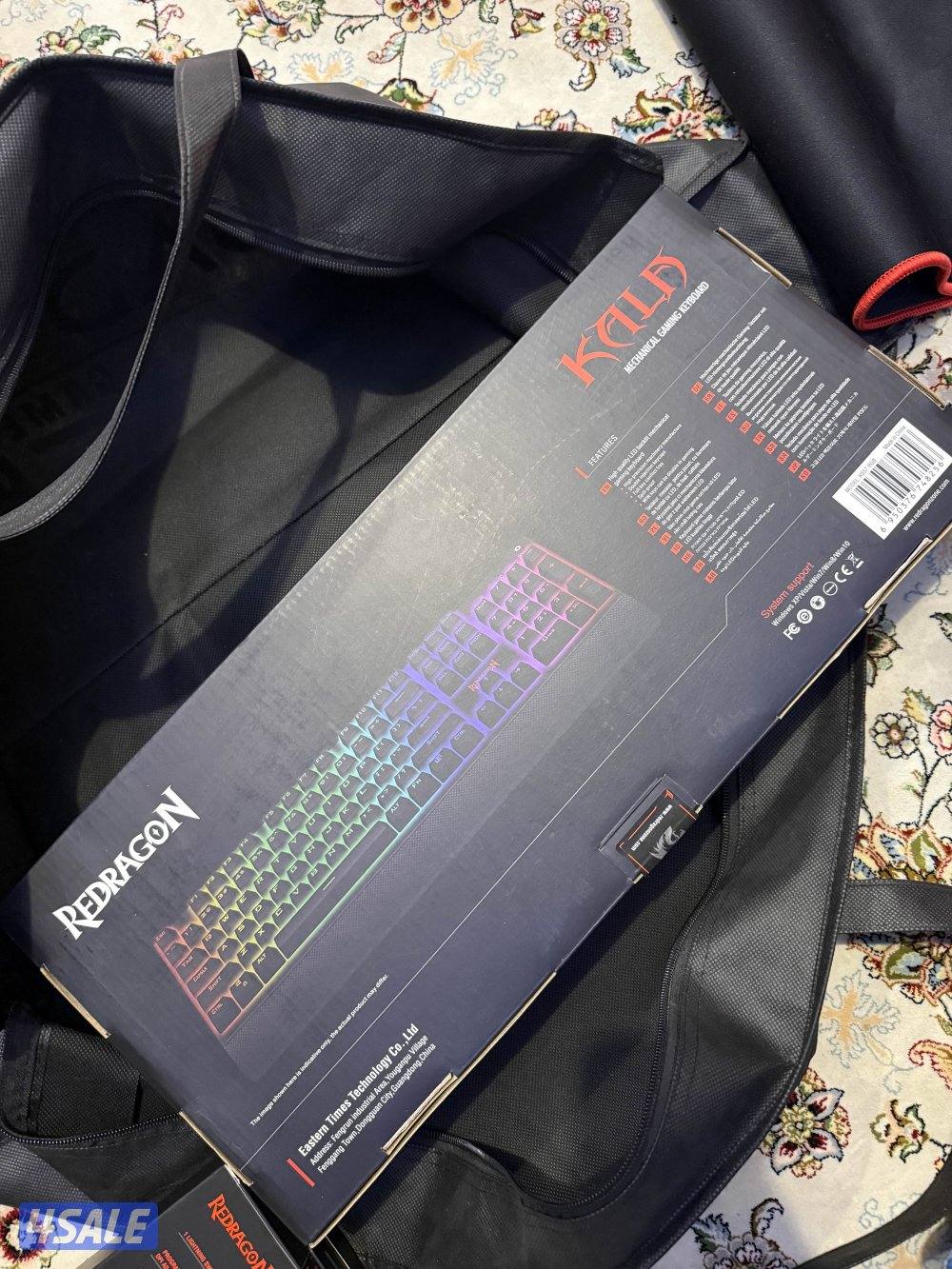 للبيع كيبورد وماوس و قاعدة ماوس0