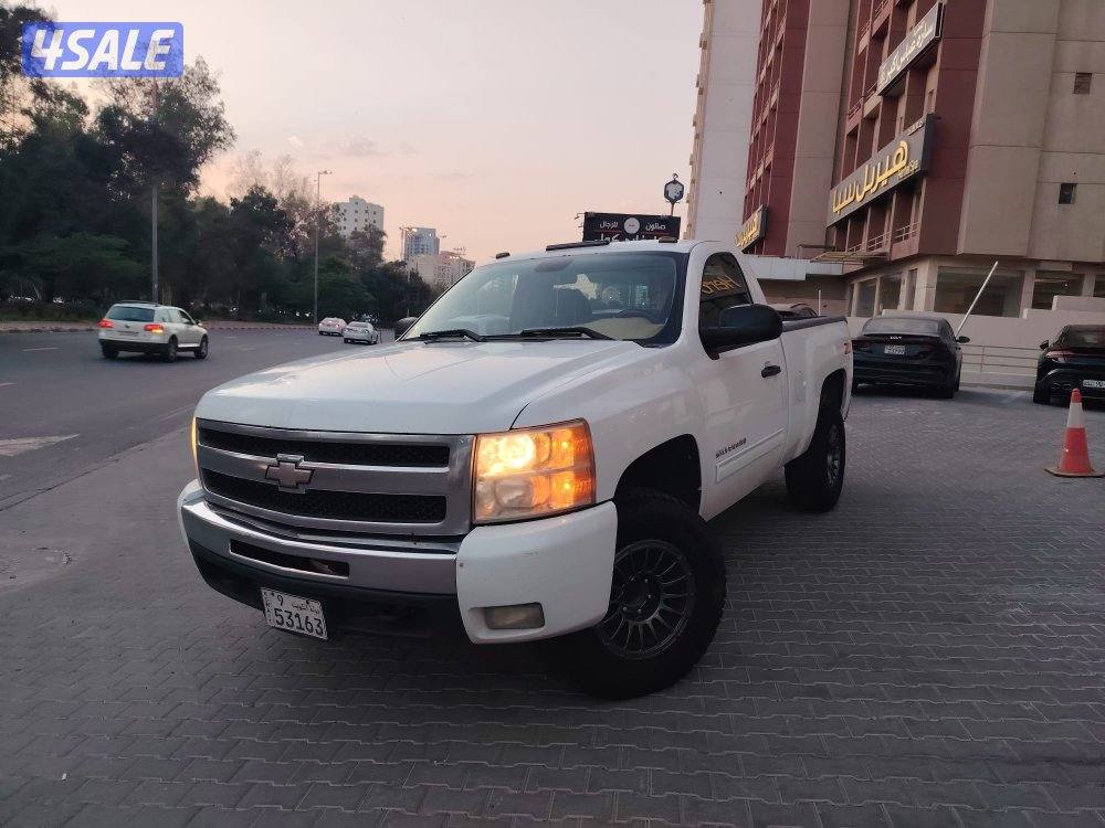 للبيع وانيت سفرادو مديل ٢٠١١ شرط الفحص يحتاج بطيخة قير2