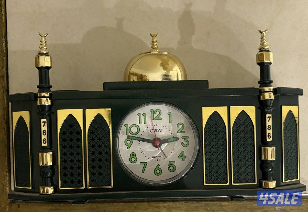 راديوهات انتيك وتلفونات وساعات5