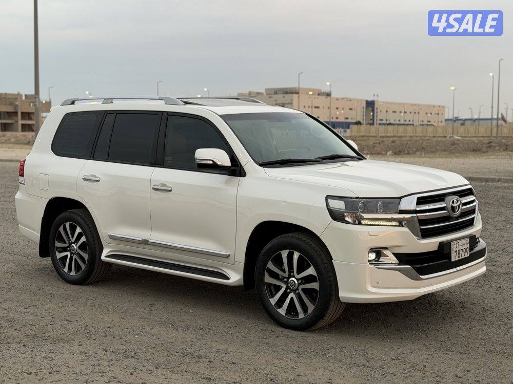 لاندكروز 2019 عداد 88 الف صبغ وكاله0