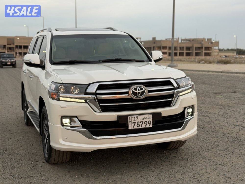 لاندكروز 2019 عداد 88 الف صبغ وكاله10