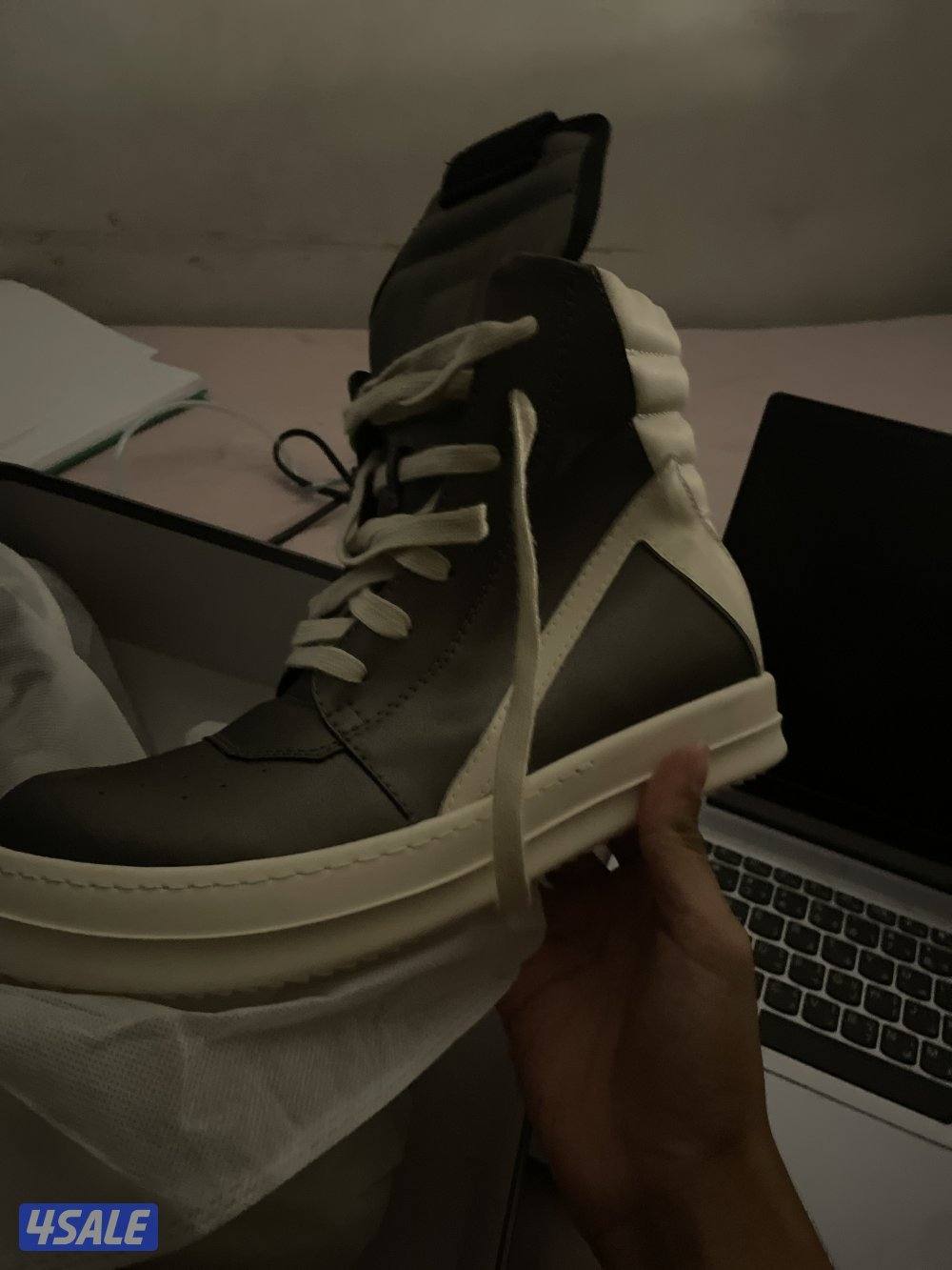 Rick Owen’s geobaskets color metallic silver size 441