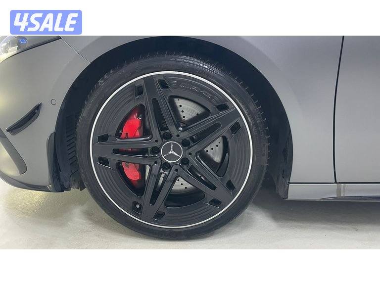 Mercedes-Benz A-Class8